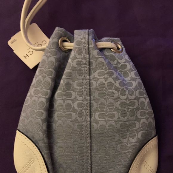 Vintage Coach Wristlet - Picture 2 of 4